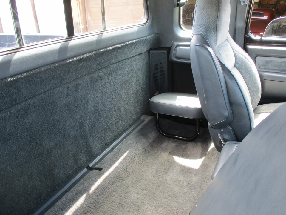 1990 Dodge Ram 1st Gen - Image 19 of 31