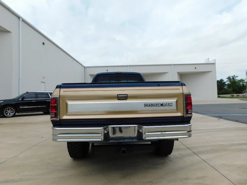 1990 Dodge Ram 1st Gen - Image 11 of 21