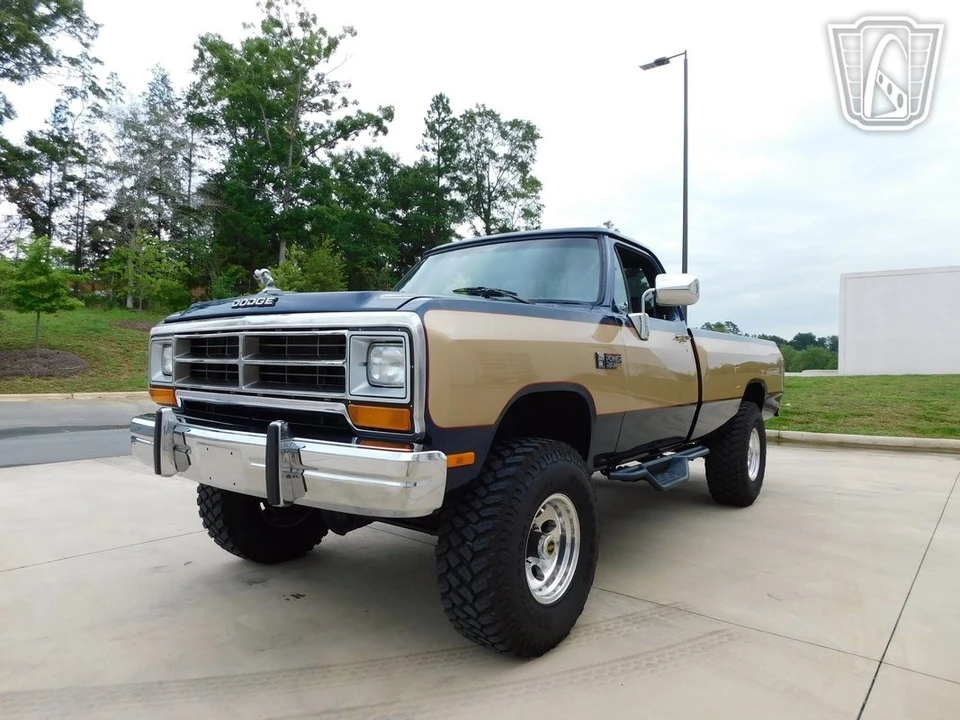 1990 Dodge Ram 1st Gen - Image 9 of 12