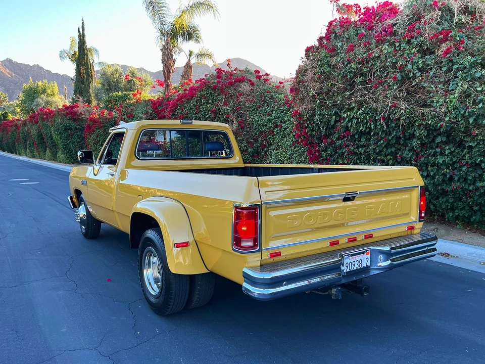 1990 Dodge Ram 1st Gen - Image 14 of 31