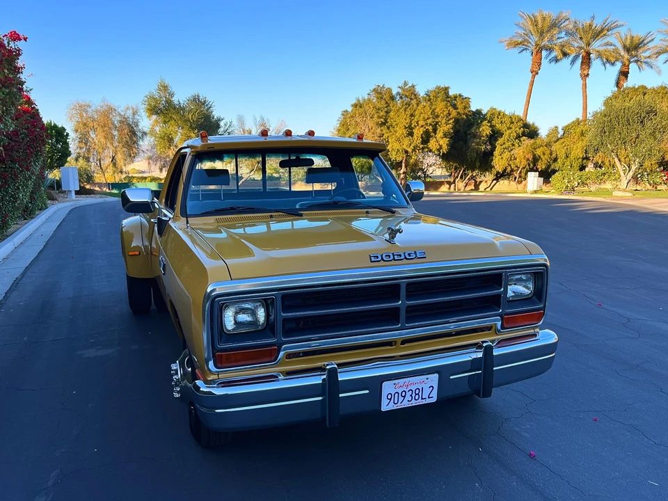 1990 Dodge Ram 1st Gen - Image 2 of 31