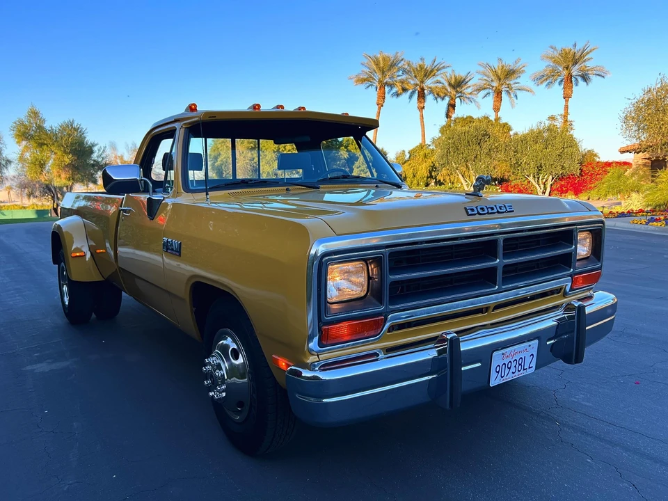1990 Dodge Ram 1st Gen - Image 3 of 31