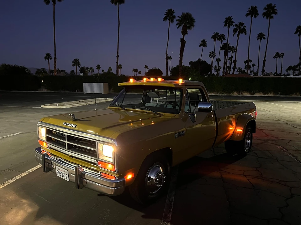 1990 Dodge Ram 1st Gen - Image 29 of 31