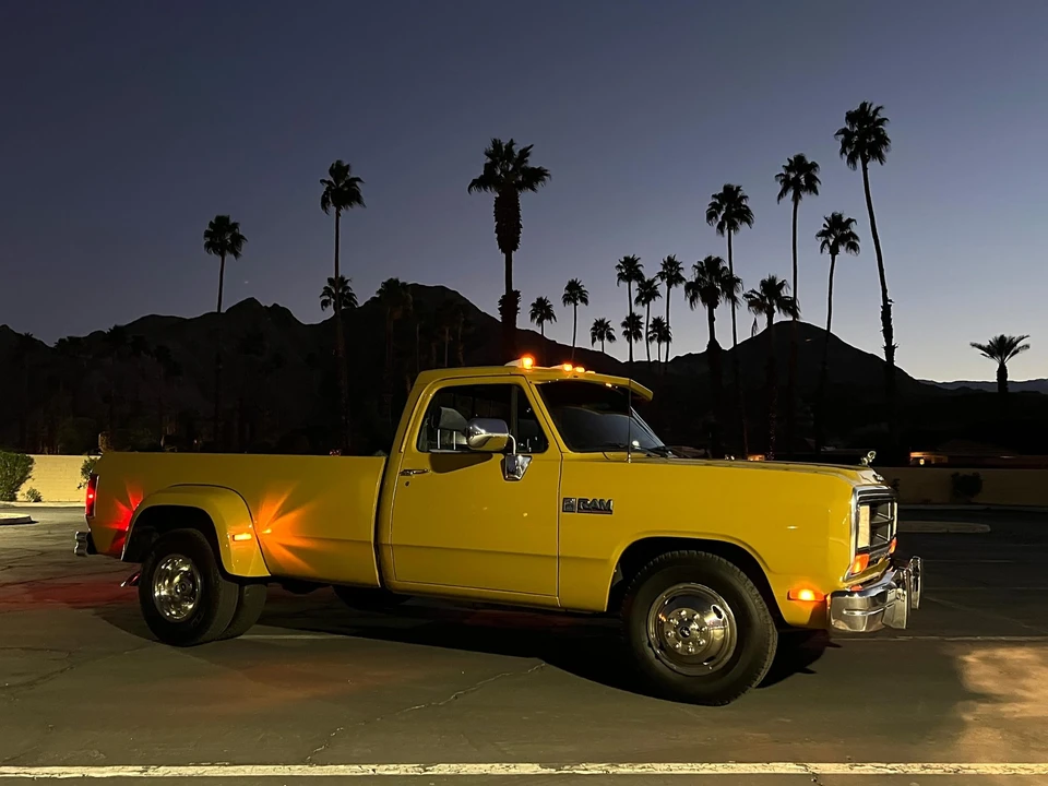 1990 Dodge Ram 1st Gen - Image 24 of 31