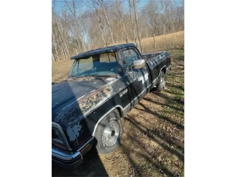 1990 Dodge Ram D150 LE Sport