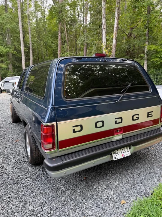 1990 Dodge Ramcharger - Image 4 of 8