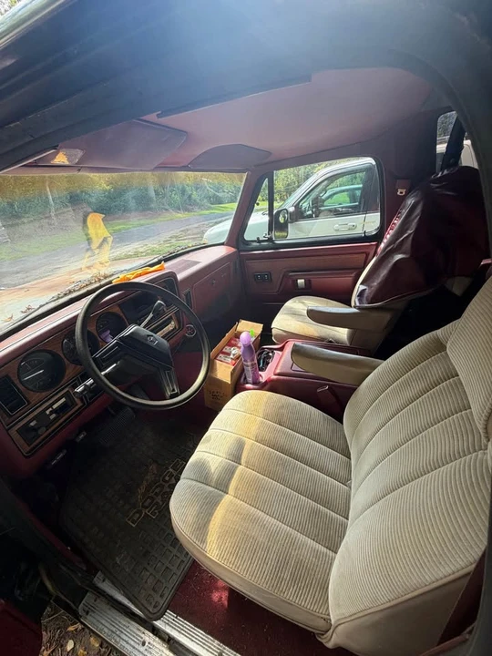 1990 Dodge Ramcharger - Image 5 of 9