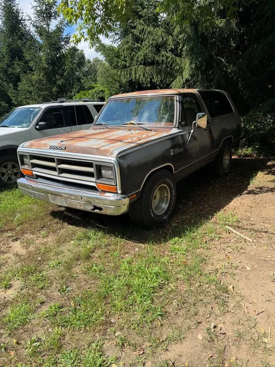 1990 Dodge Ramcharger - Image 2 of 9