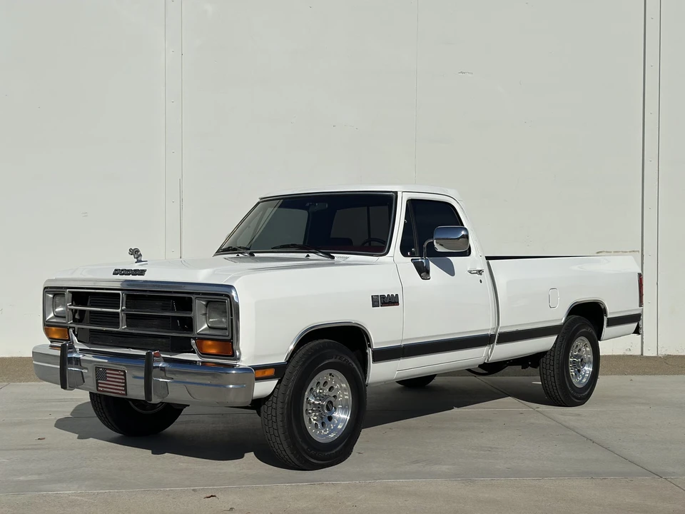 1990 Dodge Ram 1st Gen - Image 4 of 31