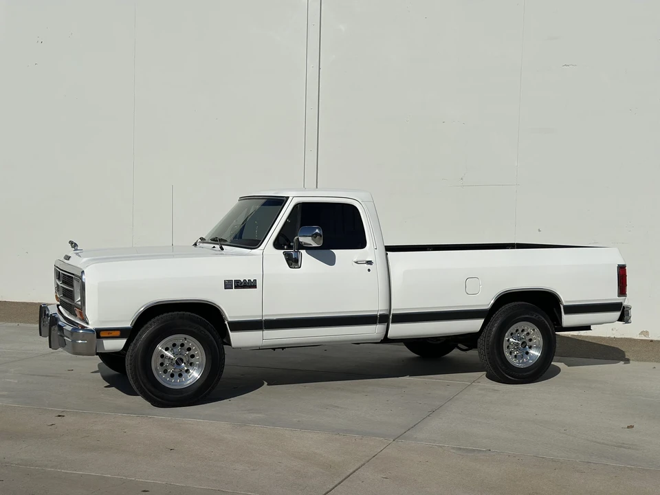 1990 Dodge Ram 1st Gen - Image 7 of 31