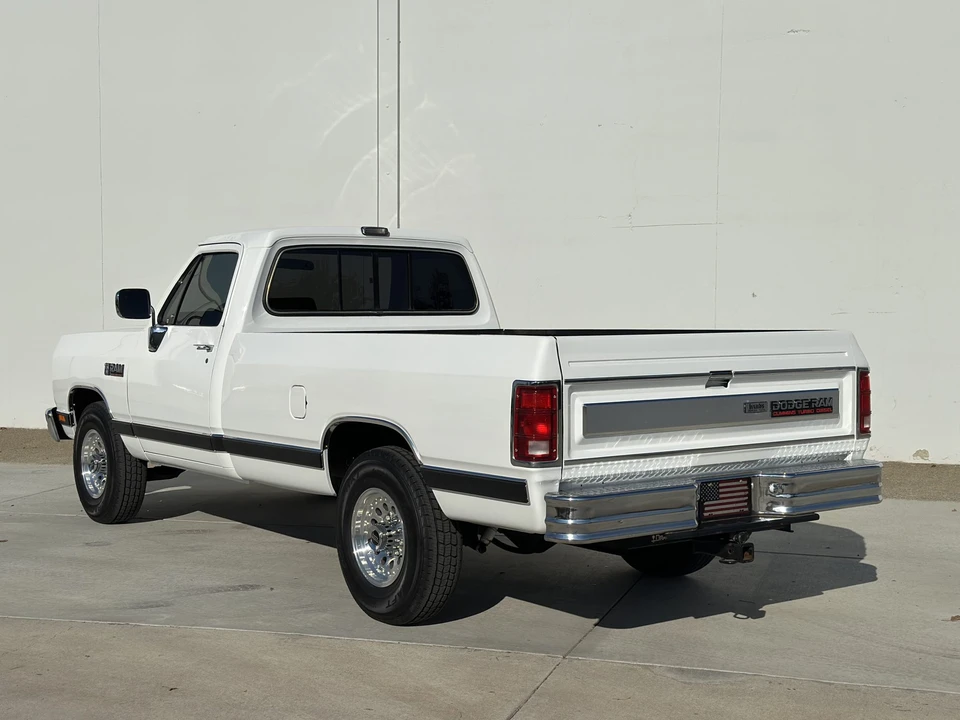 1990 Dodge Ram 1st Gen - Image 16 of 31