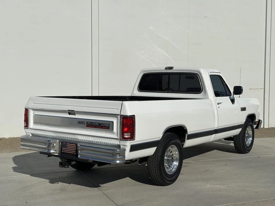 1990 Dodge Ram 1st Gen - Image 23 of 31