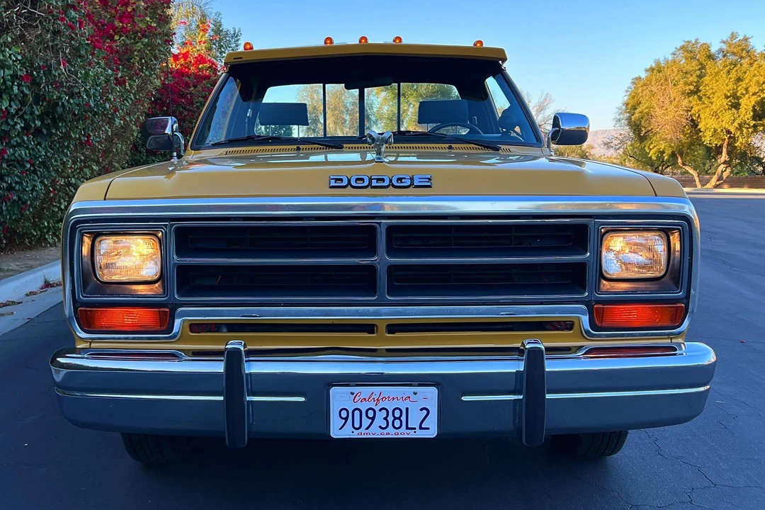 1990 Dodge Ram 1st Gen - Image 2 of 31
