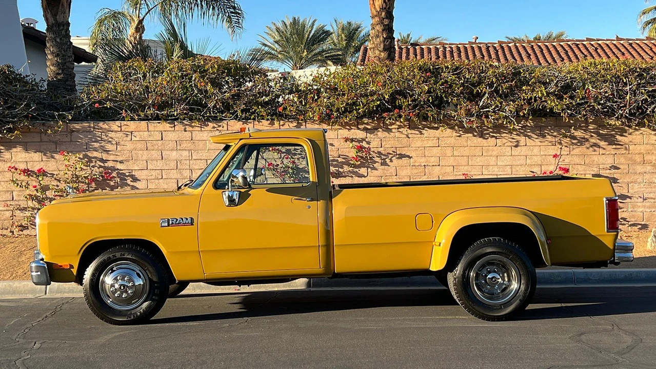 1990 Dodge Ram 1st Gen - Image 18 of 31