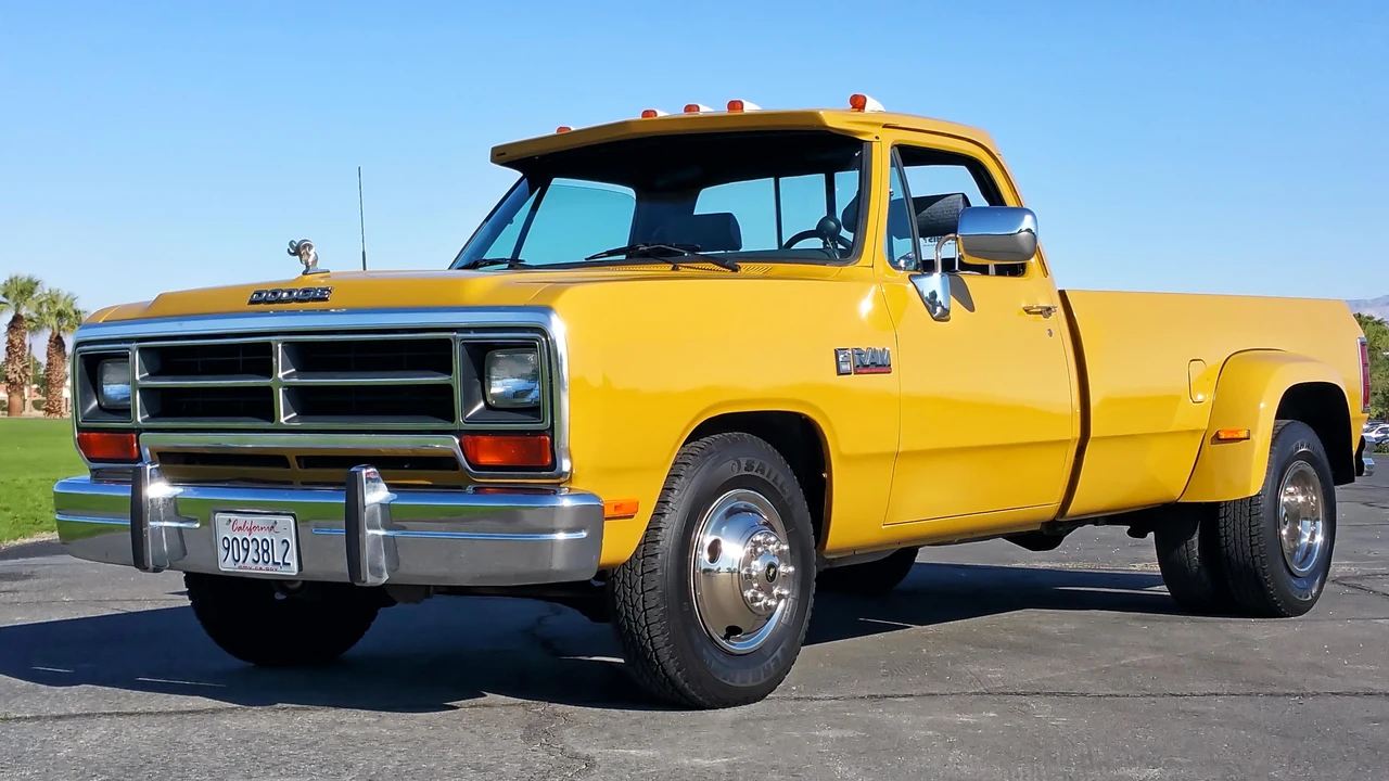 1990 Dodge Ram 1st Gen - Image 14 of 31