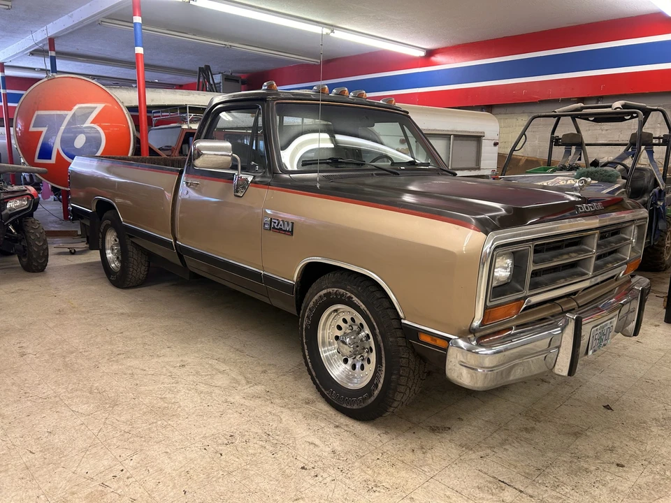 1990 Dodge Ram 1st Gen - Image 8 of 31