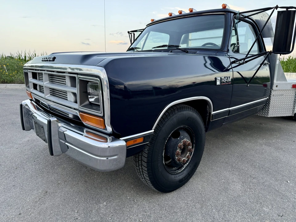 1990 Dodge Ram 1st Gen - Image 29 of 31