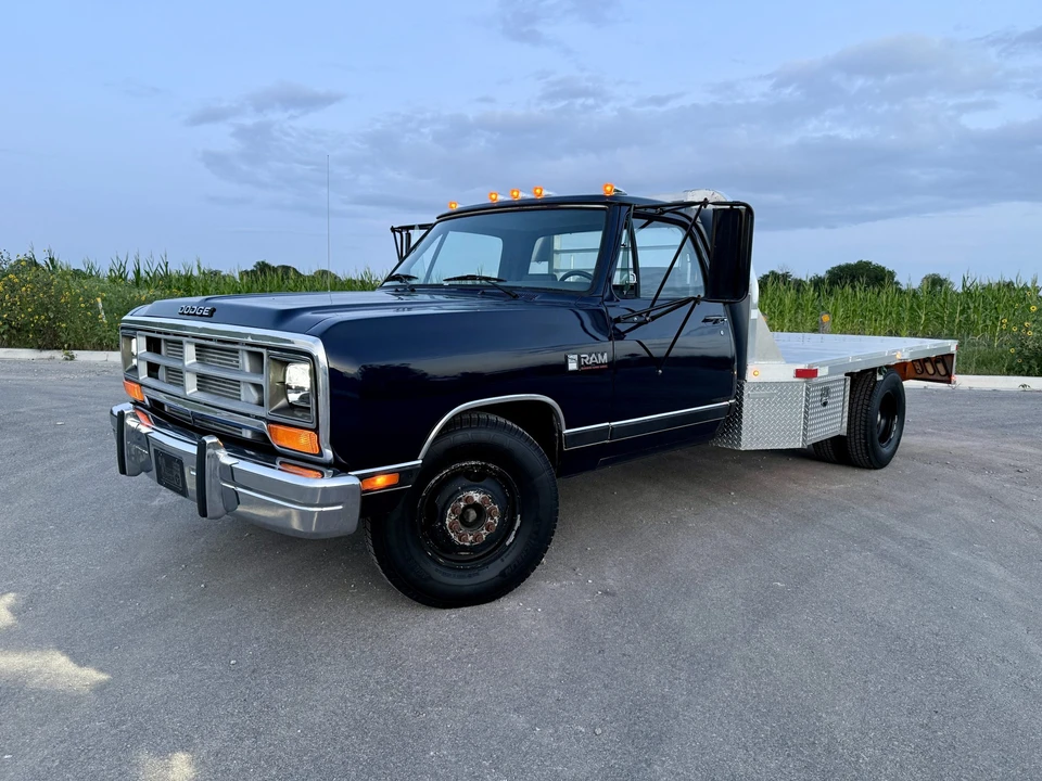 1990 Dodge Ram 1st Gen - Image 2 of 31