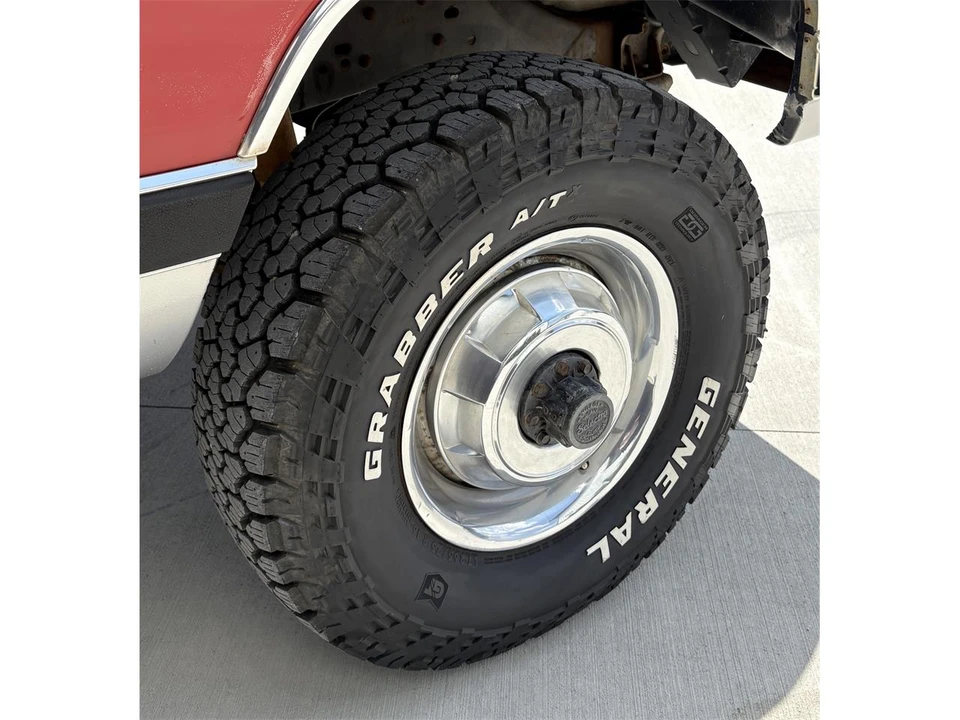 1990 Dodge Ram Van - Image 10 of 24