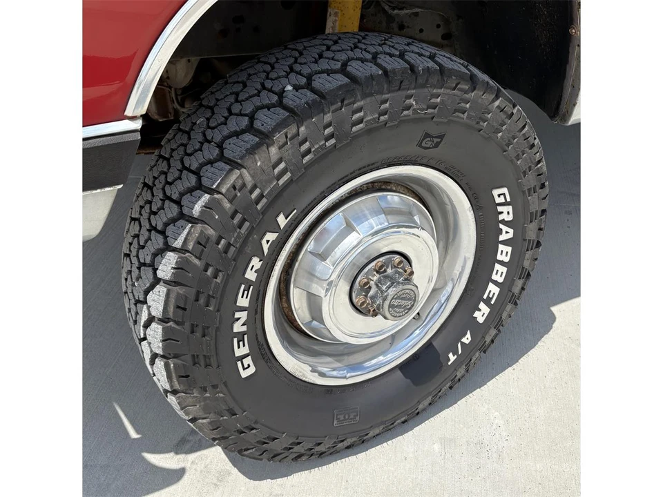 1990 Dodge Ram Van - Image 13 of 24