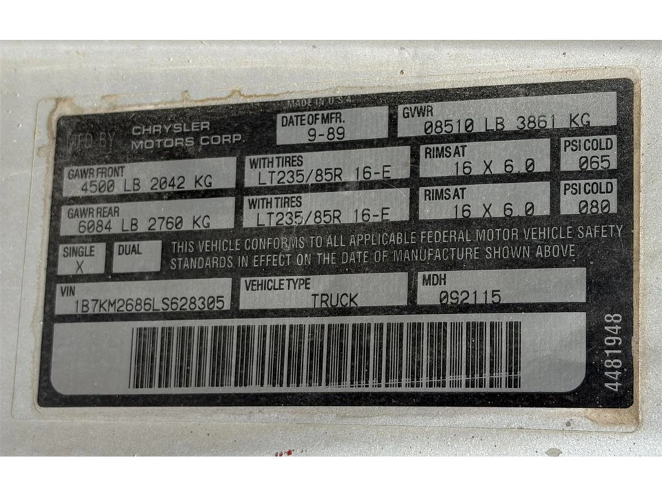 1990 Dodge Ram Van - Image 15 of 24