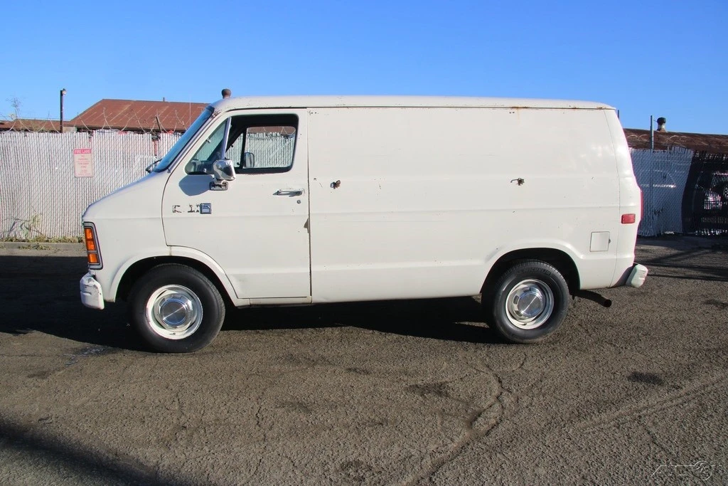 1990 Dodge Ram Van - Image 3 of 21