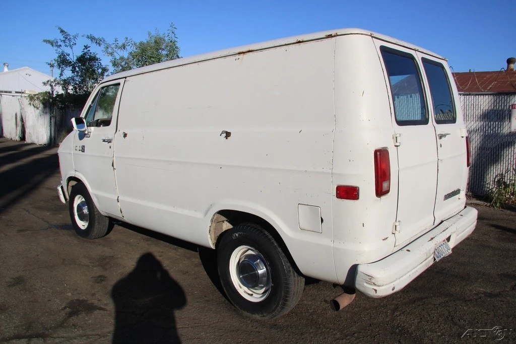 1990 Dodge Ram Van - Image 4 of 21