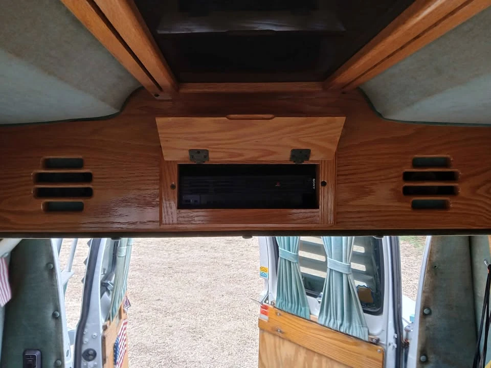 1990 Dodge Ram Van - Image 5 of 11