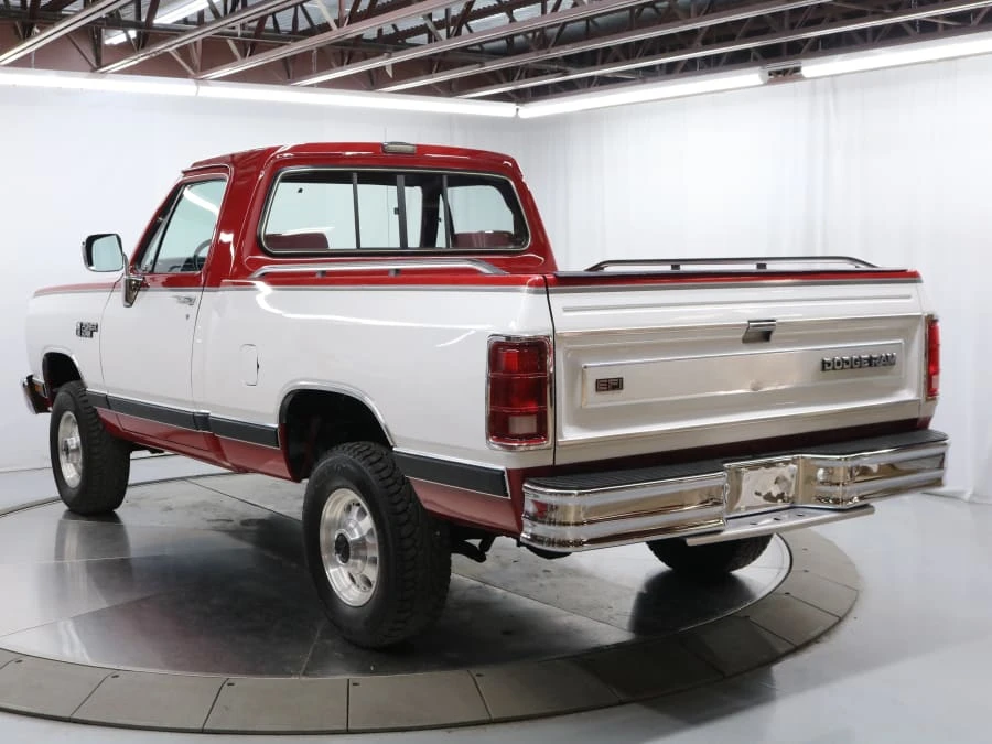1990 Dodge Ram 1st Gen - Image 11 of 31