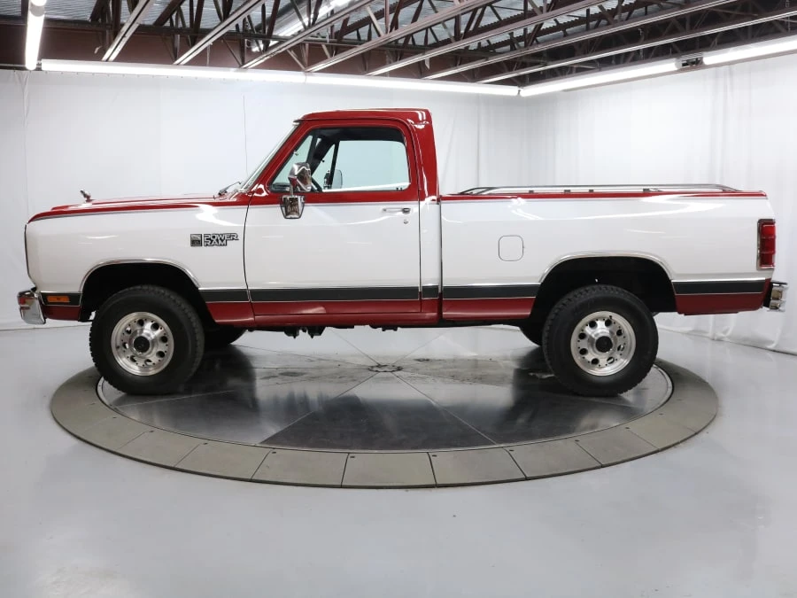 1990 Dodge Ram 1st Gen - Image 10 of 31