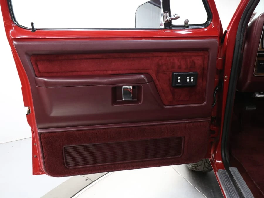 1990 Dodge Ram 1st Gen - Image 26 of 31
