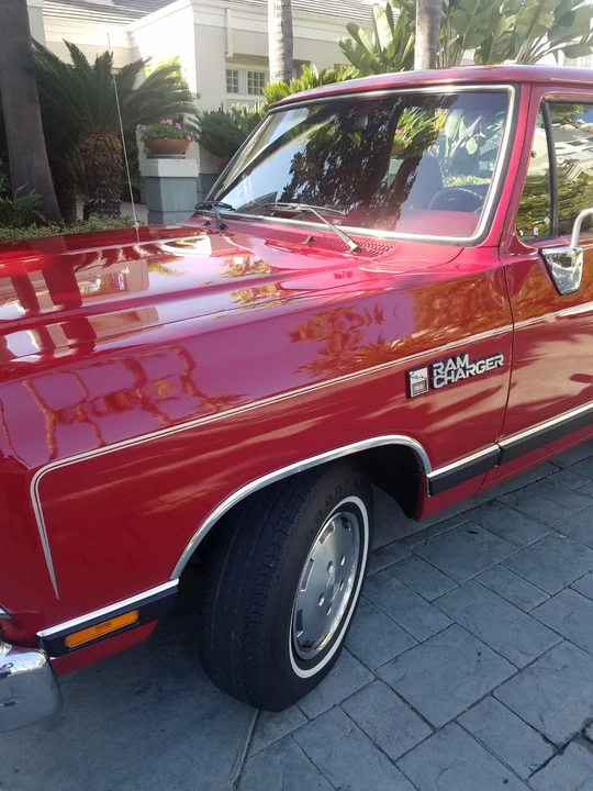 1990 Dodge Ramcharger - Image 4 of 31