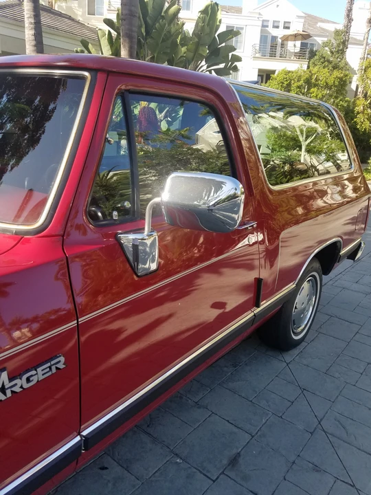 1990 Dodge Ramcharger - Image 3 of 31