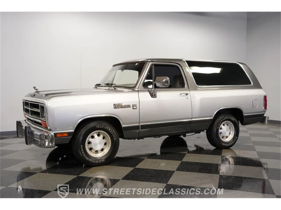 1990 Dodge Ramcharger - Image 4 of 31