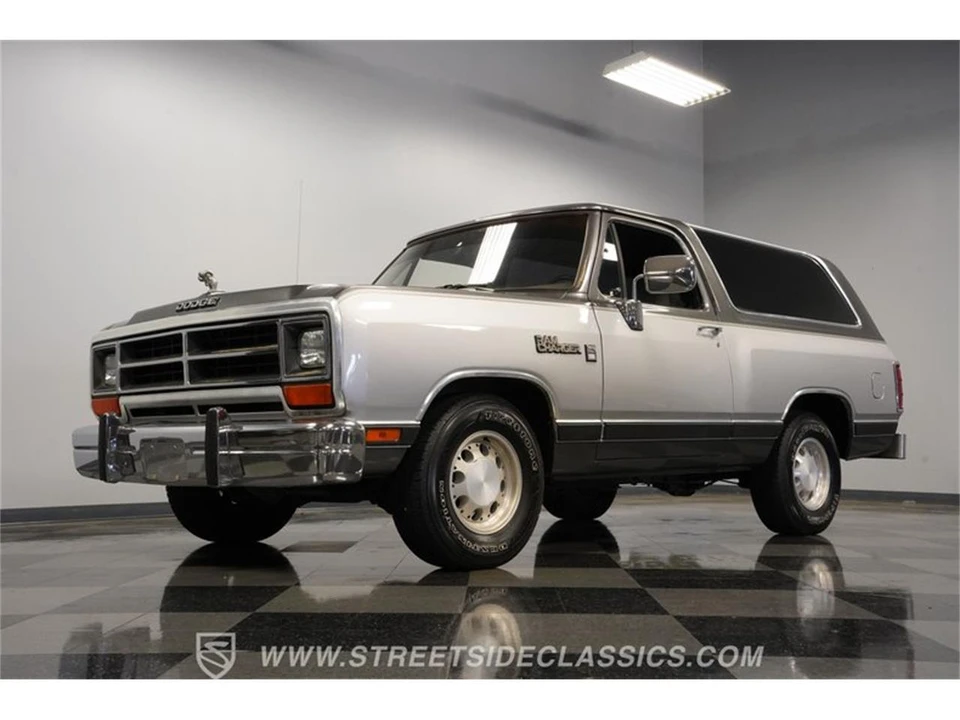 1990 Dodge Ramcharger - Image 19 of 31