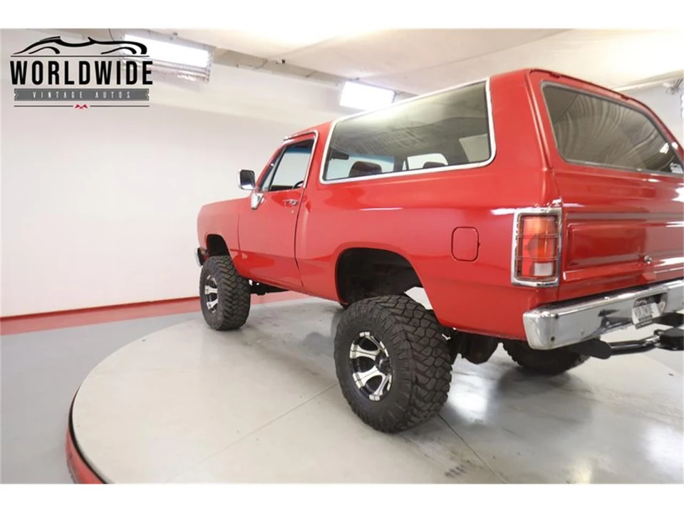 1990 Dodge Ramcharger - Image 19 of 31