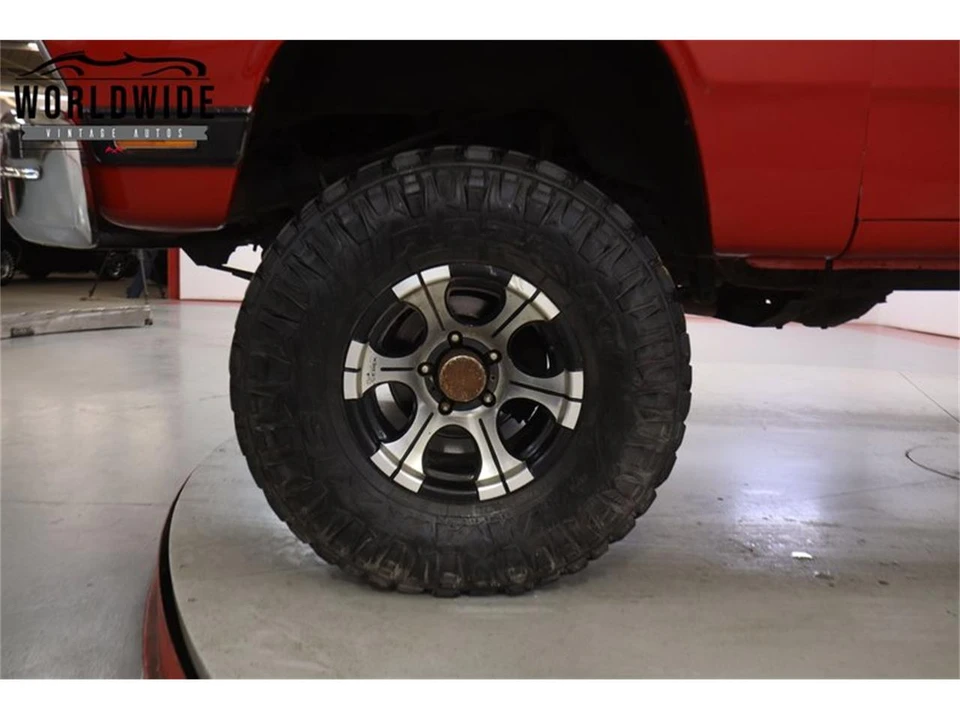 1990 Dodge Ramcharger - Image 12 of 31
