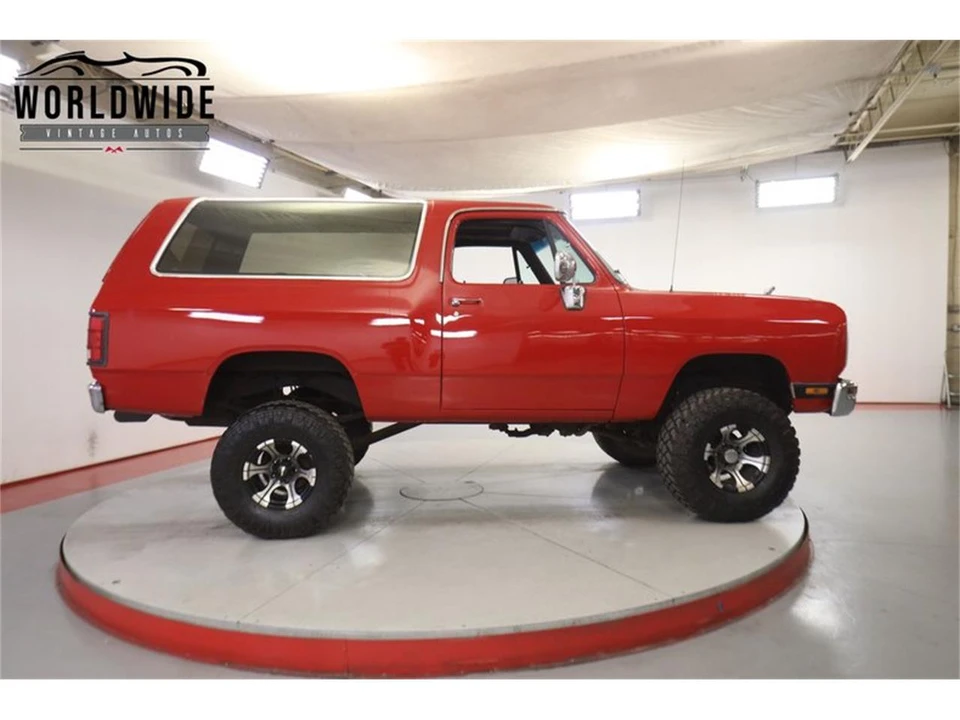 1990 Dodge Ramcharger - Image 4 of 31
