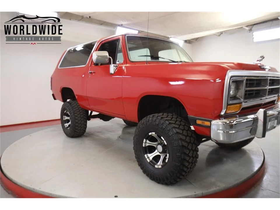 1990 Dodge Ramcharger - Image 14 of 31