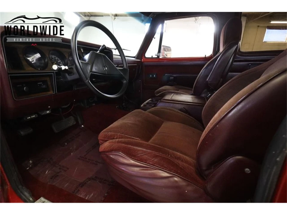 1990 Dodge Ramcharger - Image 26 of 31