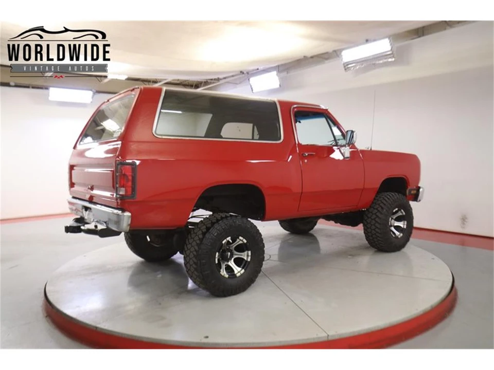 1990 Dodge Ramcharger - Image 6 of 31