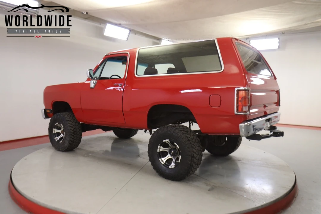 1990 Dodge Ramcharger - Image 5 of 12
