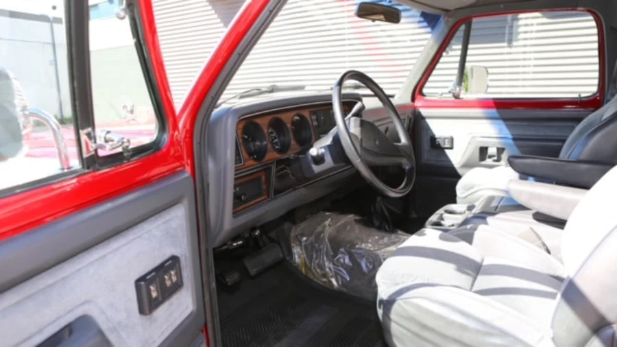 1990 Dodge Ramcharger - Image 2 of 19