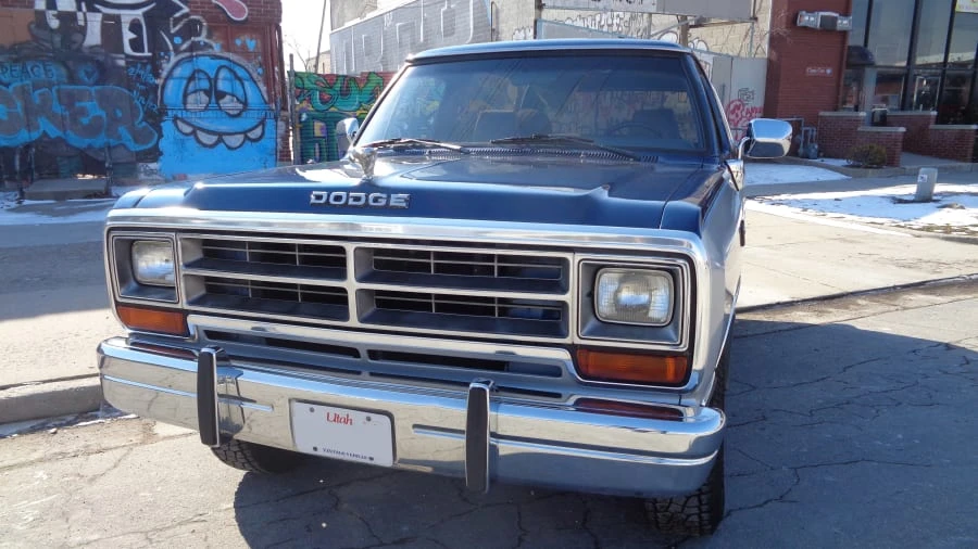 1990 Dodge Ramcharger - Image 4 of 24