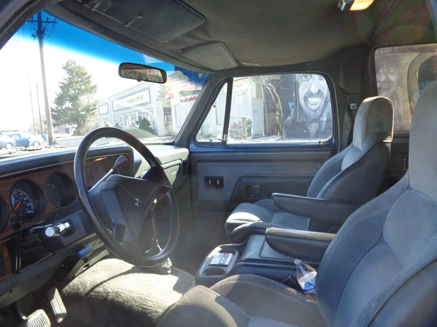 1990 Dodge Ramcharger - Image 8 of 24