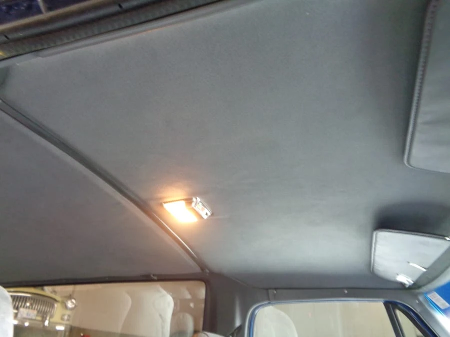 1990 Dodge Ramcharger - Image 10 of 24