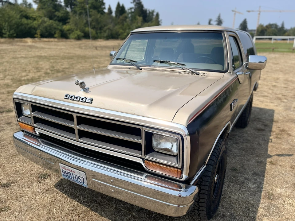 1990 Dodge Ramcharger - Image 5 of 31