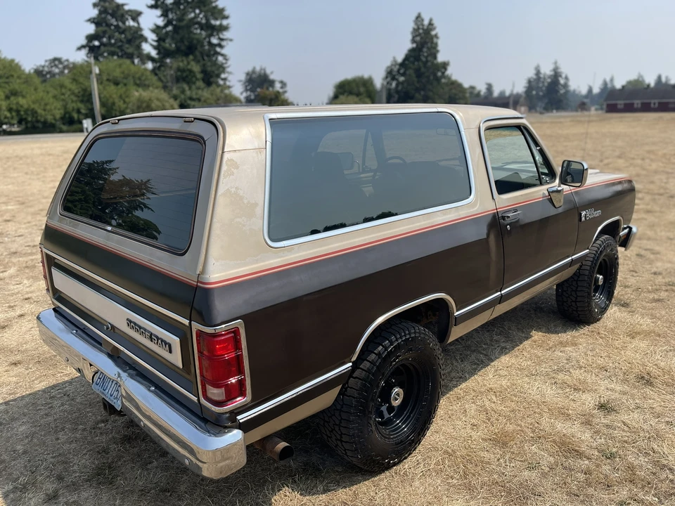 1990 Dodge Ramcharger - Image 20 of 31