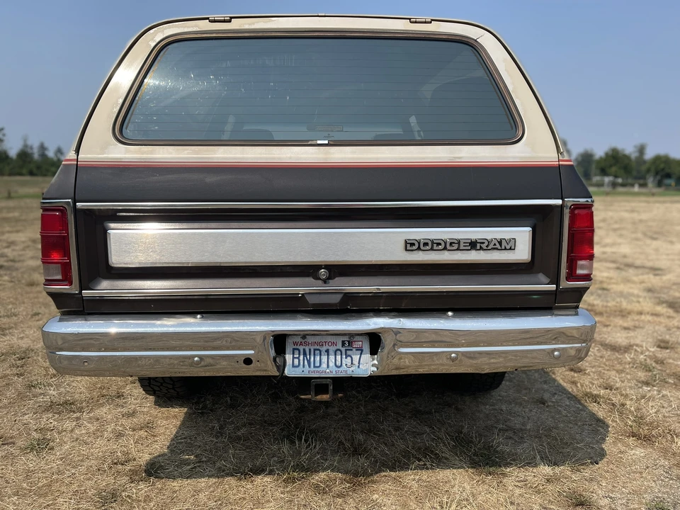 1990 Dodge Ramcharger - Image 18 of 31