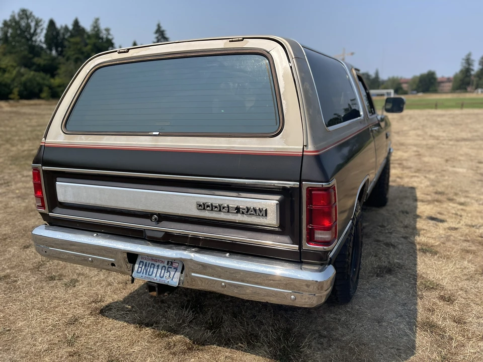 1990 Dodge Ramcharger - Image 19 of 31